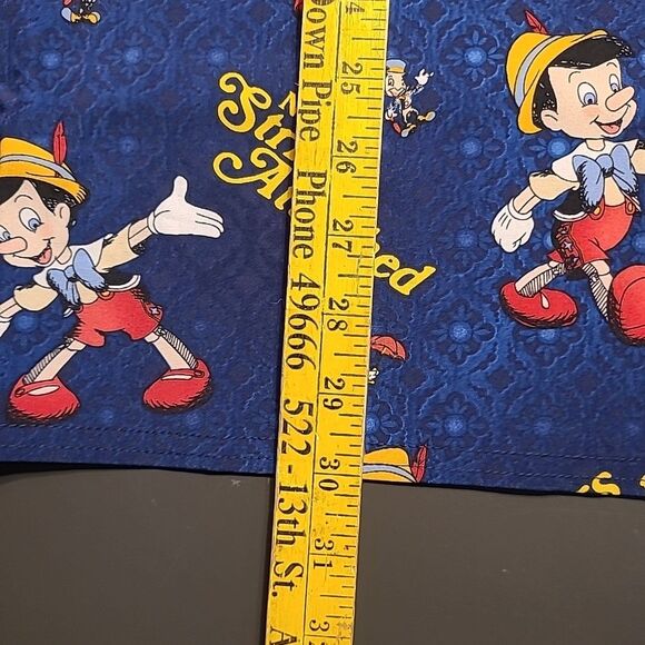 Pinocchio Cherokee Scrubs Shirt Nurse Disney Tooniforms V Neck Mens 3XL NEW NWT - Picture 6 of 7